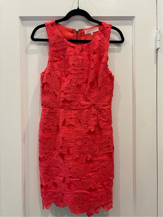 Astr Dresses & Skirts - ASTR the Label Floral Lace Mini Dress Size Medium Coral Wedding Guest Party